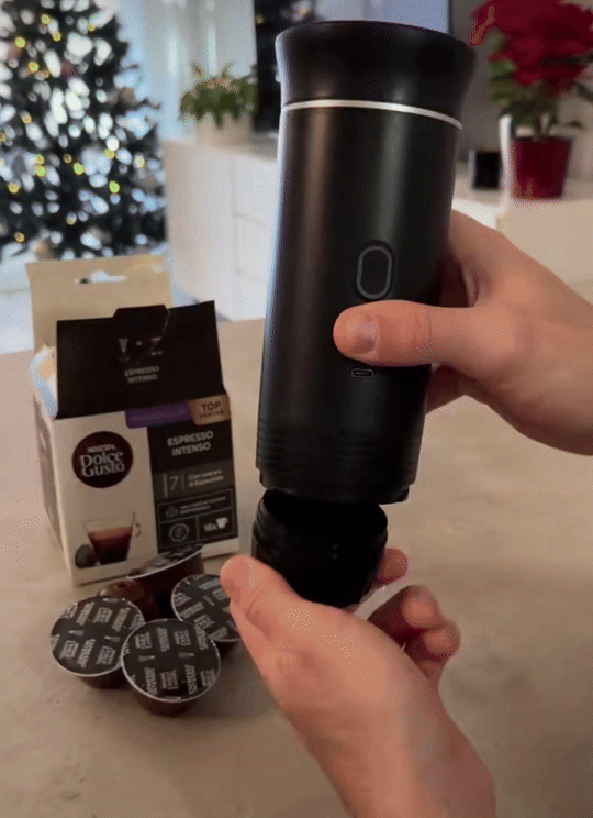 Portable Coffee Maker Heats Coffee